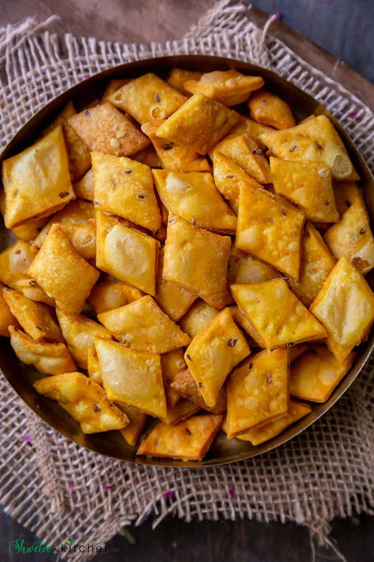 Karachove (Garlic Pepper Karasev Snack)